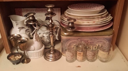 Vignettes from around my home... Main Image